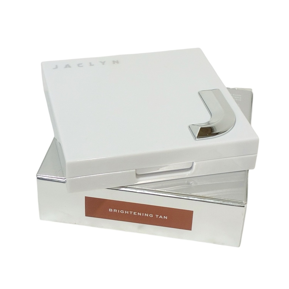 Jaclyn‎ Cosmetics Face It All Correcting Pressed Powder Brightening Room NEW
